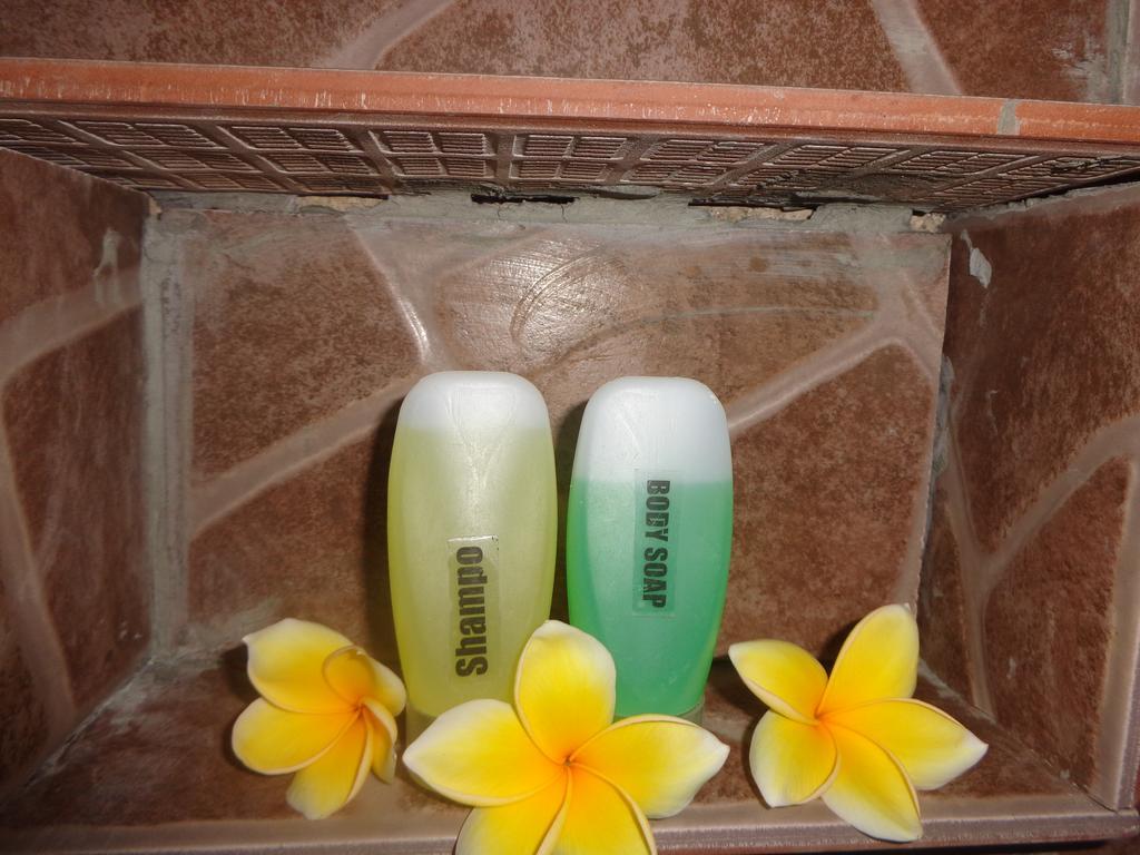 Kusuka Bungalow Gili Trawangan Dış mekan fotoğraf