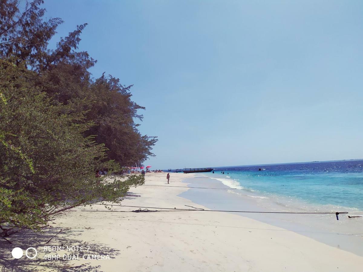 Kusuka Bungalow Gili Trawangan Dış mekan fotoğraf
