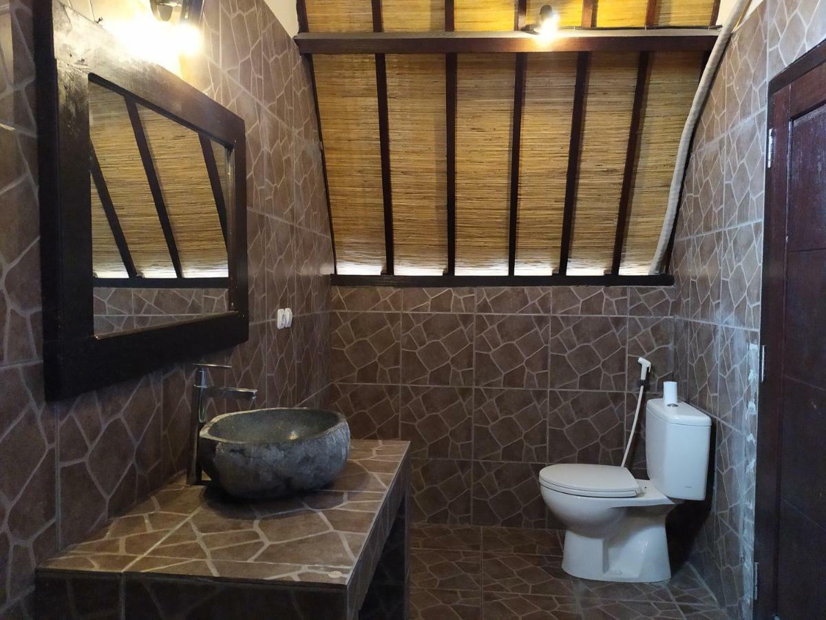 Kusuka Bungalow Gili Trawangan Dış mekan fotoğraf